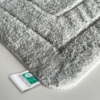 Karat Badmat Atlantis - Rechthoekig - Anti-Slip Achterkant - Modern Badkamermat - Zilvergrijs - 50 x 80 cm
