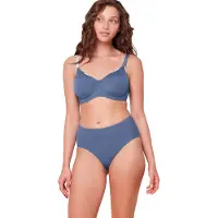 Triumph Beugelbikinitop Summer Allure W sd 01 Minimizer - verkleint de borst optisch met een cupmaat