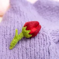Sjaal met Verhaal Vilten Broche bloem - Tulp Robin - Rood - 8cm