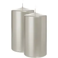 Wiedemann Cilinderkaars/stompkaars - 2x - metallic zilver - 13 x 7 cm - 52 branduren - zuilkaarsen