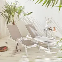 Sweeek Set van 2 ligstoelen Elsa van aluminium en textileen