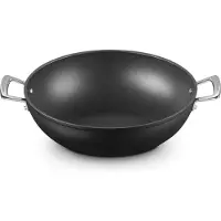 Le Creuset aluminium wokpan 32 cm