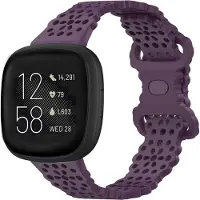 Strap-it Smartwatch bandje - siliconen bandje met patroon - geschikt voor Fitbit Versa 3 / Versa 4 / Sense / Sense 2 - paars