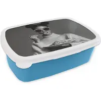 MuchoWow Broodtrommel Blauw - Lunchbox Vrouw - Pasta - Zonnebril - Brooddoos 18x12x6 cm - Brood lunch box - Broodtrommels voor kinderen en volwassenen
