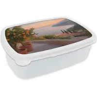 MuchoWow Broodtrommel Wit - Lunchbox Middelandse zee - Sinaasappel - Heuvels - Zee - Brooddoos 18x12x6 cm - Brood lunch box - Broodtrommels voor kinderen en volwassenen