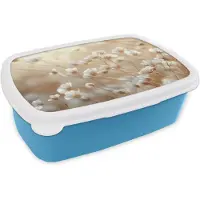 MuchoWow Broodtrommel Blauw - Lunchbox Wilde - Bloemen - Wit - Brooddoos 18x12x6 cm - Brood lunch box - Broodtrommels voor kinderen en volwassenen