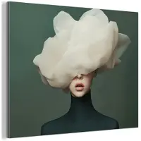 MuchoWow Aluminium schilderij 80x60 cm - Wanddecoratie metaal - Hoed - Vrouw - Beige - Metalen muurdecoratie woonkamer - Decoratie industrieel - Foto op dibond - Industriële accessoires slaapkamer
