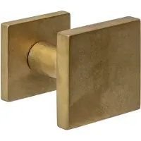 Intersteel voordeurknop vierkant 64x64mm op achterplaat 54x54mm verkropt éénzijdige montage - PVD messing getrommeld