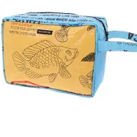 Morethanhip - Grote toilettas 5,6 L van gerecyclede visvoerzakken - Yindee - geel/blauw - 27 x 19 x 11 cm
