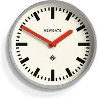 Newgate Luggage - wandklok - Verzinkte uitvoering met rode wijzers