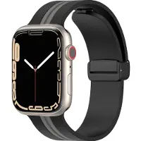 Mobigear Siliconen Watch bandje geschikt voor Apple Watch Bandje Magneetsluiting | Stripe Mag - 42/41/40/38 mm - Zwart / Grijs