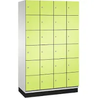 C+P Cambio lockerkast, 4 vakken, 24 vakken, met plint, B 1200 x D 525 x H 1980 mm, lichtgrijs/kleedgroen
