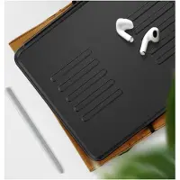 Mobigear Tablethoes geschikt voor Apple iPad Air 11 Inch (2024) Hoes | Magnetic Folio Bookcase + Stylus Houder - Zwart