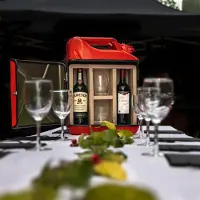 Designed by man Jerrycan His & Hers Bar - Rood - Uniek geschenkidee - Praktisch en Stijlvol - Ideaal als cadeau'