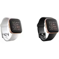 Strap-it Bundel van 2 Siliconen Banden - Geschikt voor Fitbit Versa / Versa 2 - Horlogeband / Polsband / Armband / Sportarmband - Siliconen Armband - Zwart & Oranje - Waterbestendig & zweetbestendig