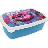 MuchoWow Broodtrommel Blauw - Lunchbox Graffiti - Lippen - Felroze - Geschilderd - Brooddoos 18x12x6 cm - Brood lunch box - Broodtrommels voor kinderen en volwassenen