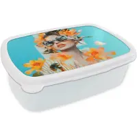MuchoWow Broodtrommel Wit - Lunchbox Bloemen - Vrouw - Zonnebril - Blauw - Brooddoos 18x12x6 cm - Brood lunch box - Broodtrommels voor kinderen en volwassenen