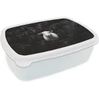 MuchoWow Broodtrommel Wit - Lunchbox Schapen - Wit - Duisternis - Brooddoos 18x12x6 cm - Brood lunch box - Broodtrommels voor kinderen en volwassenen