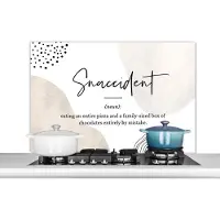 KitchenYeah Spatscherm keuken 100x65 cm - Kookplaat achterwand Spreuken - Snacccident - Quotes - Woordenboek - Snaccident definitie - Muurbeschermer - Spatwand fornuis - Hoogwaardig aluminium