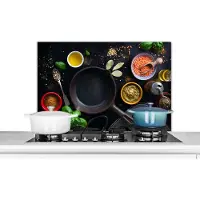 KitchenYeah Spatscherm keuken 80x55 cm - Kookplaat achterwand Kruiden - Groente - Pan - Muurbeschermer - Spatwand fornuis - Hoogwaardig aluminium