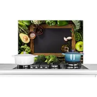 KitchenYeah Spatscherm keuken 90x60 cm - Kookplaat achterwand Fruit - Krijtbord - Groente - Muurbeschermer - Spatwand fornuis - Hoogwaardig aluminium
