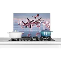 KitchenYeah Spatscherm - Flamingo - Zee - Water - Vogel - Tropical - Keuken - 70x50 cm - Spatwand - Achterwand keuken - Spatscherm keuken - Muurbeschermer