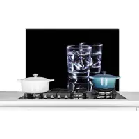 KitchenYeah Spatscherm keuken 90x60 cm - Kookplaat achterwand Alcohol - Glazen - Drank - Muurbeschermer - Spatwand fornuis - Hoogwaardig aluminium