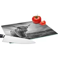 KitchenYeah Glazen Snijplank - 28x20 - Koeien - Schotse hooglander - Natuur - Dieren - Zwart wit - Snijplanken Glas