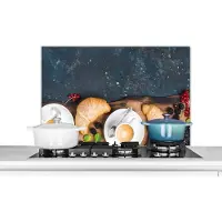 KitchenYeah Spatscherm keuken 80x55 cm - Kookplaat achterwand Croissant - Fruit - Koffie - Keuken - Muurbeschermer - Spatwand fornuis - Hoogwaardig aluminium