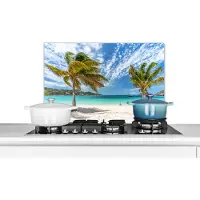 KitchenYeah Spatscherm keuken 60x40 cm - Kookplaat achterwand Strand - Palmbomen - Wolken - Muurbeschermer - Spatwand fornuis - Hoogwaardig aluminium