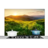 KitchenYeah Spatscherm keuken 120x80 cm - Kookplaat achterwand Gras - Heuvels - Zon - Natuur - Landschap - Muurbeschermer - Spatwand fornuis - Hoogwaardig aluminium
