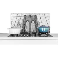 KitchenYeah Spatscherm keuken 90x45 cm - Kookplaat achterwand Brooklyn Bridge - Brug - Architectuur - Gebouw - Muurbeschermer - Spatwand fornuis - Hoogwaardig aluminium