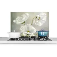 KitchenYeah Spatscherm keuken 80x55 cm - Kookplaat achterwand Bloemen - Stilleven - Klaproos - Wit - Botanisch - Muurbeschermer - Spatwand fornuis - Hoogwaardig aluminium