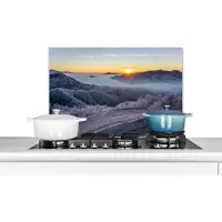 KitchenYeah Spatscherm keuken 60x40 cm - Kookplaat achterwand Winter - Bergen - Zon - Avond - Muurbeschermer - Spatwand fornuis - Hoogwaardig aluminium
