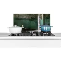 KitchenYeah Spatscherm keuken 70x30 cm - Kookplaat achterwand Stoel - Steen - Deur - Architectuur - Muurbeschermer - Spatwand fornuis - Hoogwaardig aluminium