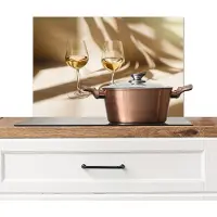 KitchenYeah Spatscherm keuken 70x50 cm - Kookplaat achterwand Wijn - Wijnglazen - Wit - Muurbeschermer - Spatwand fornuis - Hoogwaardig aluminium