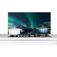 KitchenYeah Spatscherm keuken 100x50 cm - Kookplaat achterwand Noorderlicht - Berg - Sneeuw - Groen - Sterrenhemel - Winter - Muurbeschermer - Spatwand fornuis - Hoogwaardig aluminium