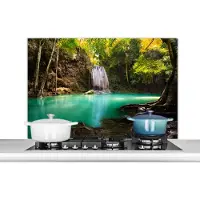 KitchenYeah Spatscherm keuken 100x65 cm - Kookplaat achterwand Zonlicht bij een waterval in het Nationaal park Erawan in Thailand - Muurbeschermer - Spatwand fornuis - Hoogwaardig aluminium