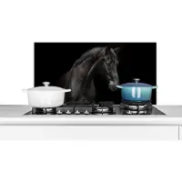 KitchenYeah Spatscherm keuken 90x45 cm - Kookplaat achterwand Paard - Dieren - Zwart - Portret - Muurbeschermer - Spatwand fornuis - Hoogwaardig aluminium