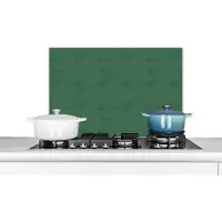 KitchenYeah Spatscherm keuken 70x50 cm - Kookplaat achterwand Inductie beschermer - Leer - Groen - Dierenhuid - Muurbeschermer - Spatwand fornuis - Hoogwaardig aluminium