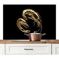 KitchenYeah Spatscherm keuken 120x80 cm - Kookplaat achterwand Garnalen - Zwart - Goud - Dieren - Muurbeschermer - Spatwand fornuis - Hoogwaardig aluminium