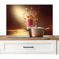 KitchenYeah Spatscherm keuken 90x60 cm - Kookplaat achterwand Framboos - Smoothie - Drinken - Roze - Muurbeschermer - Spatwand fornuis - Hoogwaardig aluminium