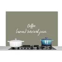 KitchenYeah Spatscherm keuken 120x80 cm - Kookplaat achterwand Quotes - Spreuken - Coffee survival juice - Koffie definitie - Woordenboek - Muurbeschermer - Spatwand fornuis - Hoogwaardig aluminium
