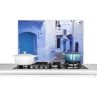 KitchenYeah Spatscherm keuken 90x60 cm - Kookplaat achterwand Straat - Blauw - Deuren - Huizen - Muurbeschermer - Spatwand fornuis - Hoogwaardig aluminium