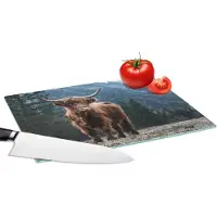 KitchenYeah Glazen Snijplank - 28x20 - Schotse hooglander - Berg - Landschap - Bomen - Koe - Natuur - Snijplanken Glas