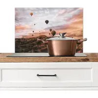 KitchenYeah Spatscherm keuken 70x50 cm - Kookplaat achterwand Landschap - Luchtballon - Bergen - Bruin - Muurbeschermer - Spatwand fornuis - Hoogwaardig aluminium