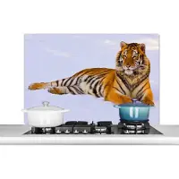 KitchenYeah Spatscherm - Achterwand keuken - Tijger - Sneeuw - Winter - Dieren - Keuken decoratie - Spatscherm tijger - Spatwand - Spatscherm dieren - 100x65 cm - Muurbeschermer