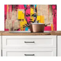 KitchenYeah Spatscherm keuken 100x50 cm - Kookplaat achterwand Vrouwengezicht - Krantenpapier - Abstract - Roze - Muurbeschermer - Spatwand fornuis - Hoogwaardig aluminium