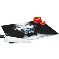 KitchenYeah Glazen Snijplank - 39x28 - Vrouw - Vlinder - Luxe - Snijplanken Glas