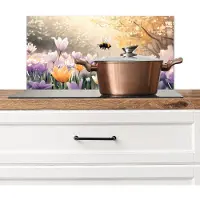 KitchenYeah Spatscherm keuken 70x30 cm - Kookplaat achterwand Viooltjes - bij - Zonlicht - Muurbeschermer - Spatwand fornuis - Hoogwaardig aluminium